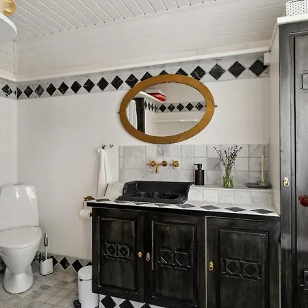Awesome In With Wifi And 4 Bedrooms