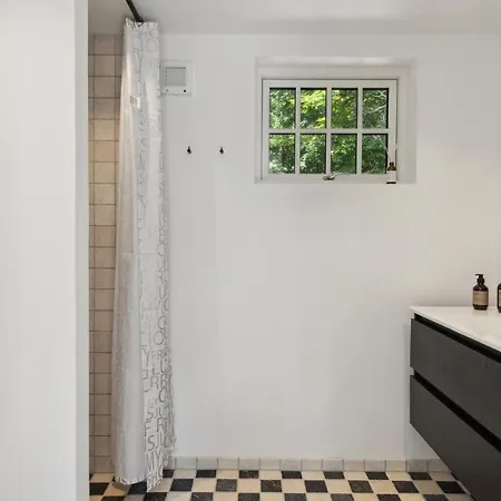 Awesome In With Wifi And 4 Bedrooms 度假居 吉利勒杰